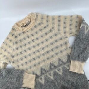 Vintage Icelandic Wool Blend Fair Isle Sweater Grey Cream Great Britain Large